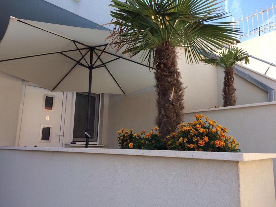 Apartmani Mane Trogir Exterior photo